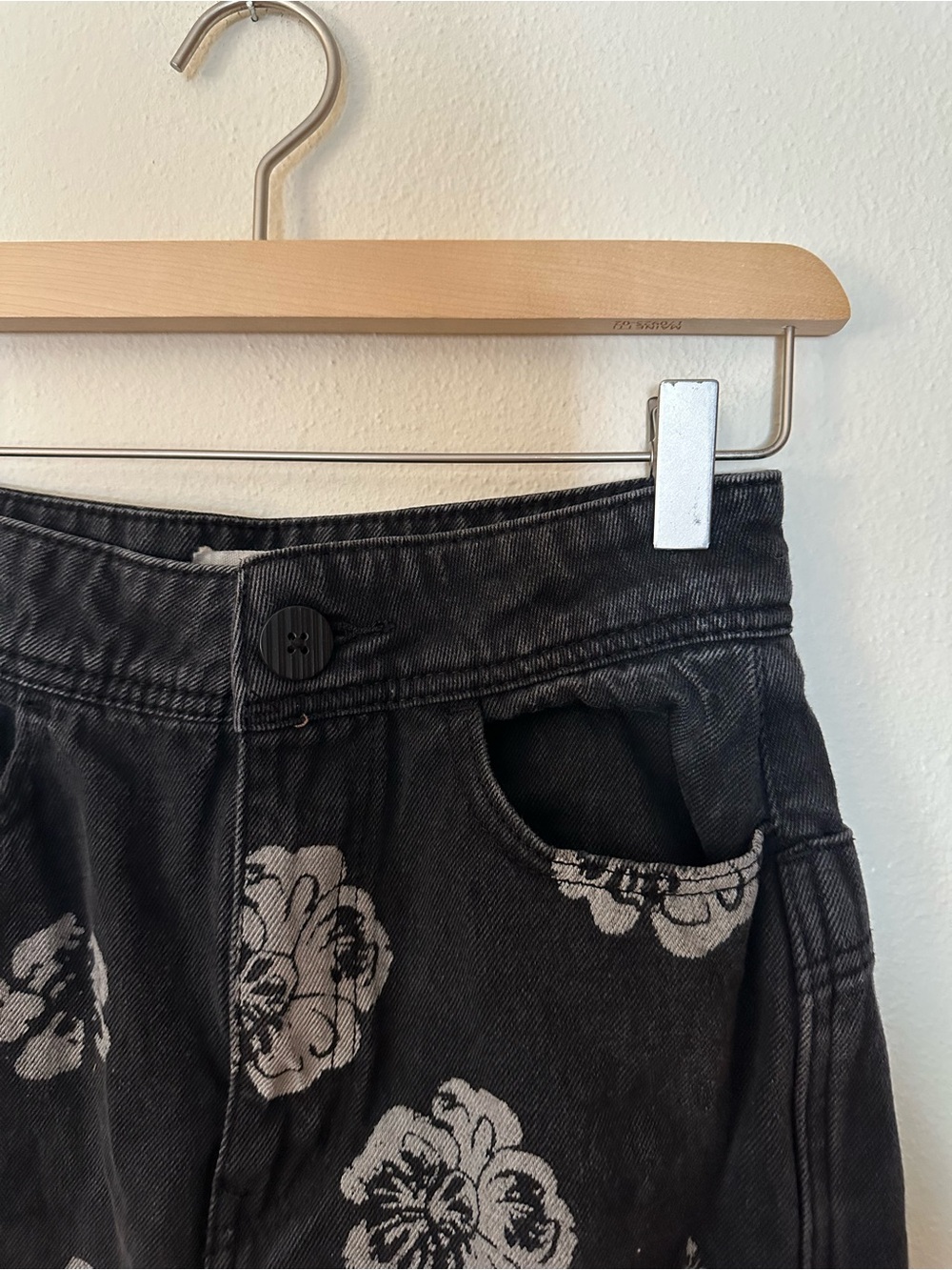 We The Free Black Wide Leg Jeans with Gray Floral Print - Picture 5 of 8